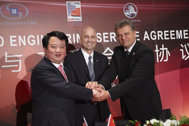 Mr Ye Yongming, President Shanghai General Motors; Mr Mike Devereux, Chairman and Managing Director, GM Holden; Mr Ingo Scholten, President Pan Asia Technical Automotive Center