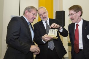 "Professor Matthew Colless (centre) presents a 3D printed model of the Giant Magellan Telescope to the Minister for Industry, Hon Ian Macfarlane (left) as ANU Vice Chancellor Professor Ian Young looks on." Image credit: Australian National University