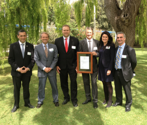 Pictured: The Honourable Tom Koutsantonis MP, South Australian Treasurer and Minister for Finance, Tony Palmer, President of Global Brands and Innovation K-C Corporation, Robbert Rietbroek, Managing Director & CEO, K-C Australia, New Zealand & The Pacific Islands, Scott Whicker, Millicent Mill Manager, Jacquie Fegent-McGeachie Head of Corporate Affairs & Sustainability, K-C, Tony Circelli, Chief Executive, South Australian Environment Protection Agency.