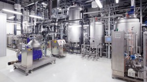 The new Audi “e-benzin” should be produced in a production plant like this by Global Bioenergies in Leuna beginning from 2016. Image credit: Audi