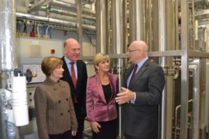 Left to right: Lane Cove Mayor Deborah Hutchens, Federal Member for North Sydney Trent Zimmerman, Foreign Minister Julie Bishop and Phebra CEO Dr Mal Eutick. Image provided 