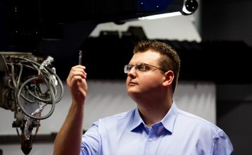 Aussie PhD candidate wins top innovation prize for revolutionary 3D printed tools