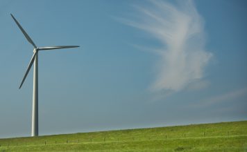 How manufacturers can unlock savings with renewables