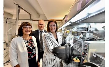 Electrons ‘firing’ at opening of Deakin’s hi-tech energy storage centre