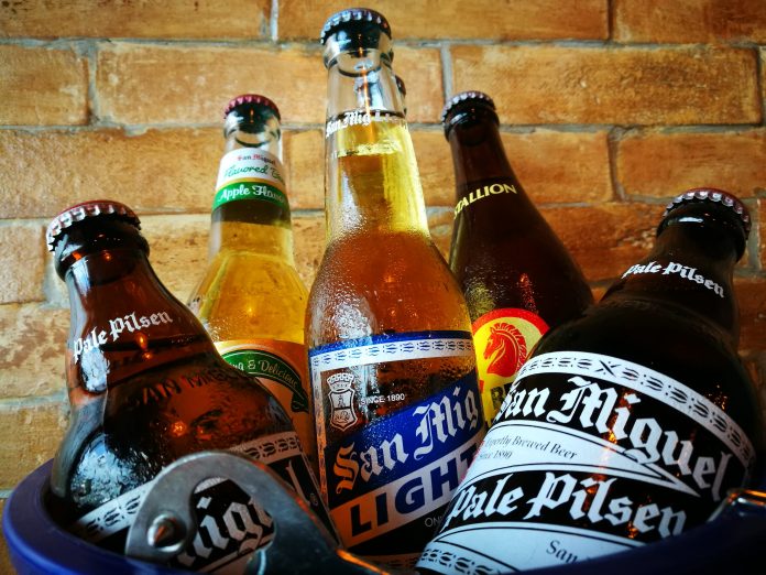 alcohol-bottles-beer-bucket-drink-588773