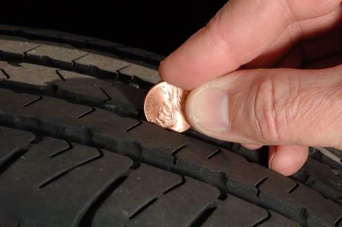 SIMPLE-CONSUMER-TREAD-CHECK-LOW-TREAD-DEPTH