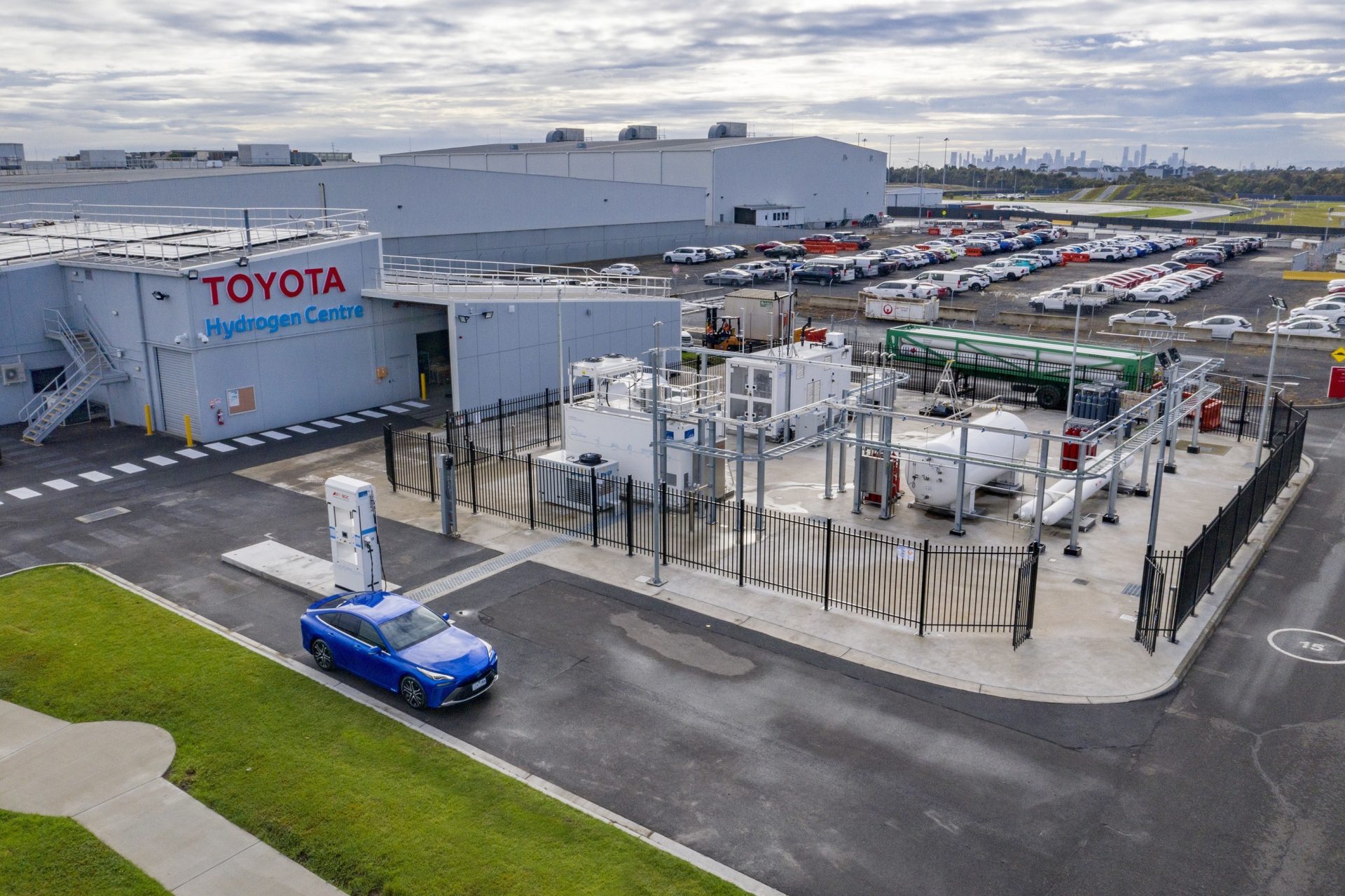 Toyota unveils Victoria's first hydrogen production and refueling