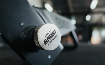 Alphafit delivers a highly functional Rig Attached Hip Thruster with patent pending locking system