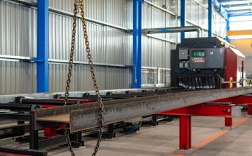 The new state-of-the-art plasma beamline cutting steel tube and beams