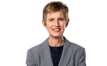 Dr Bronwyn Evans