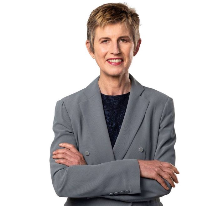 Dr Bronwyn Evans Dr Bronwyn Evans
