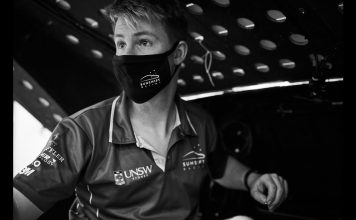 World speed record in sight for student-built solar-powered car