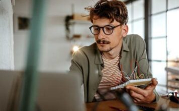 CDU becomes one of Australia’s first universities to offer online engineering degrees