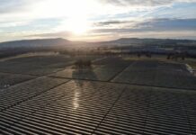 Victoria boosts electricians upskilling program for solar boom