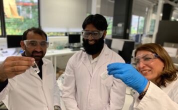 Magnetic material mops up microplastics in water