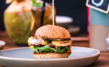 Grill’d, Sea Forest join forces to launch sustainable beef burger