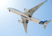 Qantas places order for new aircraft from Airbus, Boeing