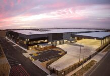 Kimberly-Clark Australia cuts ribbon for new DC in Victoria