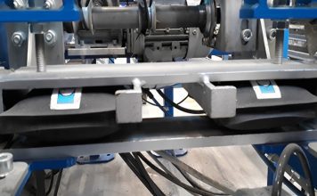 Pronal inflatable jacks integrated into manufacturing conveyor systems