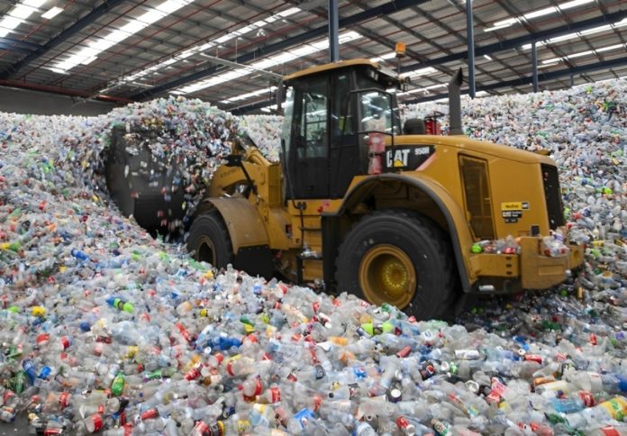 Return-and-Earn-containers-at-the-Eastern-Creek-processing-facility-1024x576 (1) (1) (1)