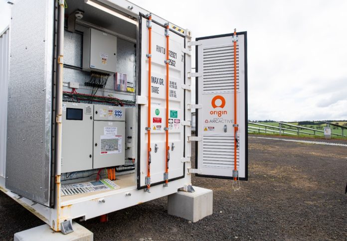 ArcActive has switched on the pilot at Deakin’s new Renewable Grid-Connected Battery Testing Facility copy (1)